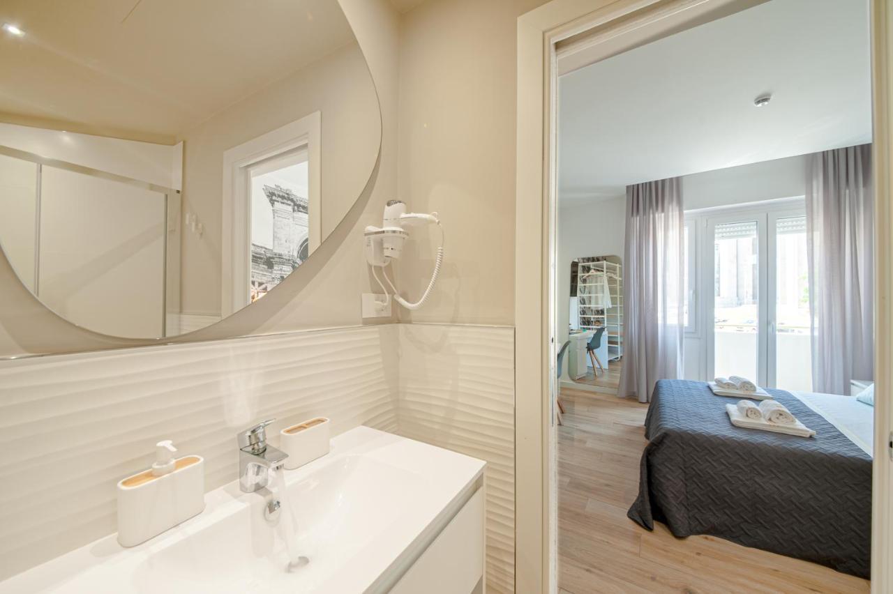 Eleonore Elegant Room Suite 칼리아리 외부 사진